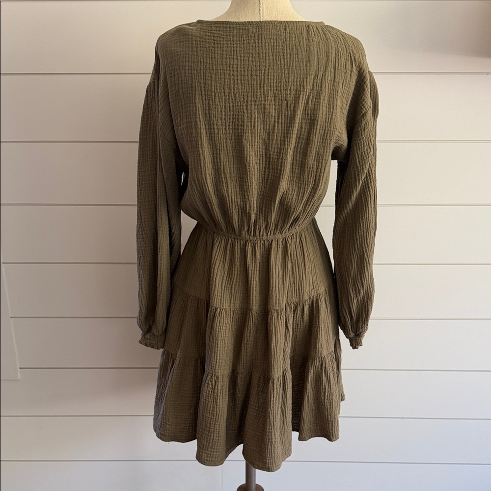 Wishlist Olive Long Sleeve Dress - Picture 2 of 4